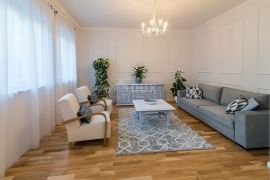 RIJEKA, CENTAR - Predivan stan s dizajnerskim štihom za najam, Rijeka, Apartamento