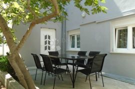 STAN U OMIŠU : 65M2, Omiš, Apartamento