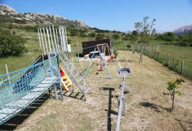 Kuća na mirnoj lokaciji u Baški, Baška, Famiglia