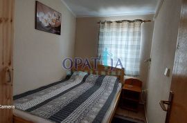 Vir, prostran trosoban stan na 1. katu, 220m od mora, Vir, Appartment