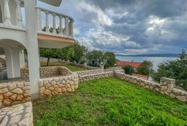 CRIKVENICA, KAČJAK - moćna vila od 800m2 drugi red do mora na zemljištu od 2000m2, Crikvenica, House