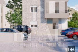 Kaštel Štafilić 2S+DB terasa + vrt 30m2, Kaštela, Daire