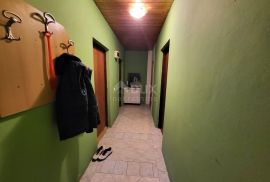 ISTRA, POREČ - Samostojeća katnica s 2 stambene jedinice, Poreč, Casa