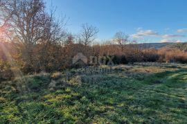 ISTRA, PAZIN - Kuća s velikim zemljištem sportske, građevinske i poljoprivredne namjene s pano pogledom, Pazin - Okolica, House