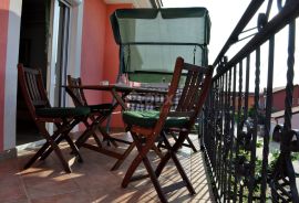 ISTRA, UMAG - Apartmanska kuća nadomak centra grada, Umag, House