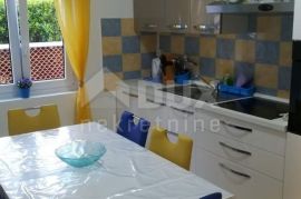 OTOK RAB, KAMPOR - Kuća s apartmanima 100 m od mora, Rab, House