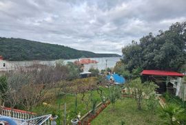 OTOK RAB, KAMPOR - Kuća s apartmanima 100 m od mora, Rab, Famiglia