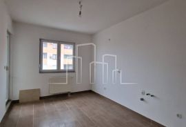 Četverosoban stan Penthouse 121m2 Istočno Sarajevo Lukavica Hilandarska Prodaja, Istočno Novo Sarajevo, Appartamento