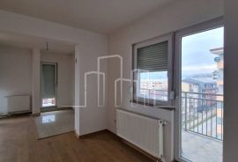 Četverosoban stan Penthouse 121m2 Istočno Sarajevo Lukavica Hilandarska Prodaja, Istočno Novo Sarajevo, Διαμέρισμα