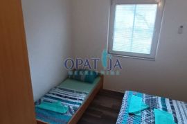 Vir, dva apartmana u cijeni od jednog, lijepa lokacija, Vir, Appartment