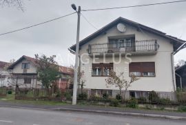 Brezovica - Odranski Strmec Zremljište 5431m2 Kuća i 3 Gospodarske zgrade, Brezovica, Casa