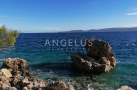 Omiška Rivijera - građ.zemljište PRVI RED DO MORA, pristup plaži, Omiš, Terreno