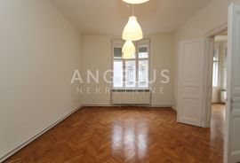 Zagreb, Centar - stan sa balkonom,117m2 pokraj Zrinjevca, Donji Grad, Flat