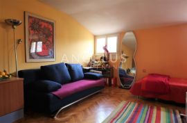 Split, Grad - stan na atraktivnoj lokaciji, 88 m2, Split, Appartment