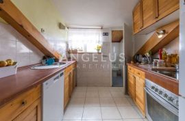 Split, Grad - stan na atraktivnoj lokaciji, 88 m2, Split, Appartement