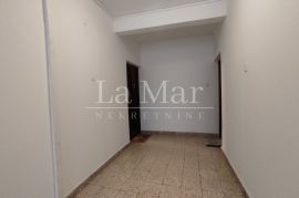 Obiteljski stan u Sesvetama- 4.kat, 76m2, Sesvete, Flat