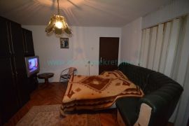 Rakovica, Centar, , 5.0, 210m2, Rakovica, House