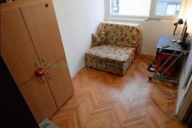 Voždovac, Braće Jerković, Jovana Bijelića, 2.5, 64m2, Voždovac, Wohnung