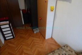 Voždovac, Braće Jerković, Jovana Bijelića, 2.5, 64m2, Voždovac, Appartement