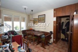 Savski venac, Dedinje, Majora Jagodića, 8.0, 205m2, Savski Venac, Casa