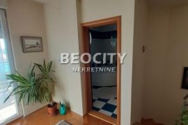 Novi Sad, Centar, Jovana Subotića , 3.5, 148m2, Novi Sad - grad, Apartamento