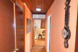 Rakovica, Centar, Marička, 2.5, 62m2, Rakovica, Appartment