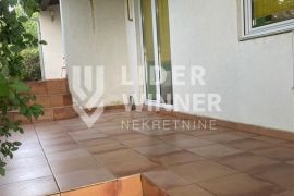 Luksuzno građena kuća novije gradnje na Fruškoj gori ID#119006, Sremski Karlovci, House