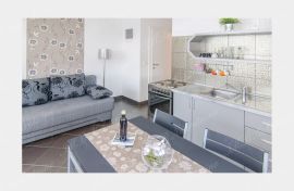 Kuća s apartmanima prvi red do mora - Dubrovnik okolica, Dubrovnik - Okolica, Kuća