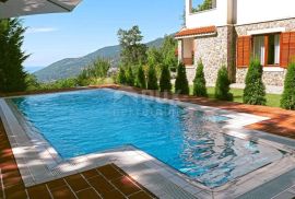 OPATIJA, IČIĆI, POLJANE - kuća/villa 380m2 sa pogledom na more i bazenom + okoliš 1500m2, Opatija - Okolica, Дом