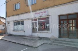 VRHOVINE - centar, poslovni prostor - lokal, Vrhovine, Propiedad comercial