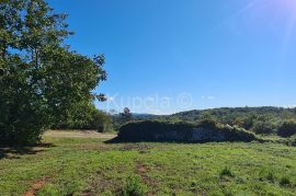 Žminj, građevinsko zemljište u mirnom dijelu - 1092m2, Žminj, Terreno