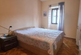 Novigrad, dvosobni stan u centru, 50m do mora, Novigrad, Appartement