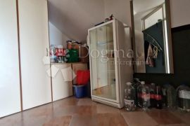 ATRAKTIVNA LOKACIJA NA OBALI MORA 193m2 !!! VIR, Vir, Appartement