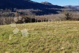 SOVIŠĆINA, građevinsko zemljište sa  prekrasnim  pogledom, Buzet, Tierra