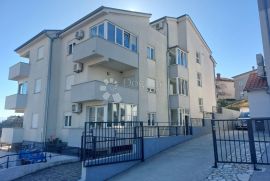 Dvosoban apartman u Novom Vinodolskom, Novi Vinodolski, Appartamento