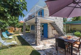 Kamena kuća na 50 m do mora, Umag,okolica, Istra, Umag, Maison