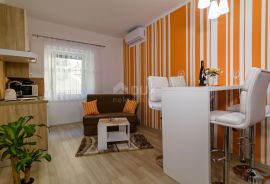 RIJEKA, CENTAR - uhodani apartmani na samom Korzu, Rijeka, Apartamento