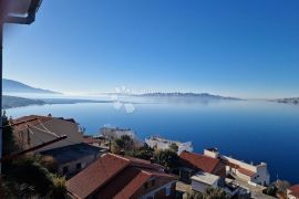 Najbolja kuća u Senju, Senj, Famiglia