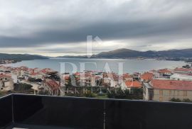 200 mod mora Stan 2S+DB + krovna terasa , garažno parking mjesto, Okrug, Appartment