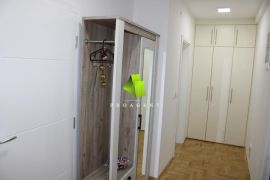 Nov, lepo opremljen dvosoban stan sa parkingom u centru ID#4250, Niš-Mediana, Kвартира