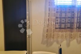 BILICE, ŠIBENIK jednosoban stan u prizemlju kuće 51 m2, Šibenik - Okolica, Appartment