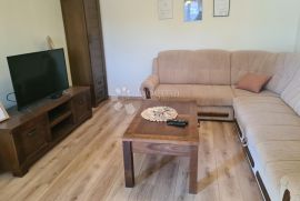 BILICE, ŠIBENIK jednosoban stan u prizemlju kuće 56 m2, Šibenik - Okolica, Flat