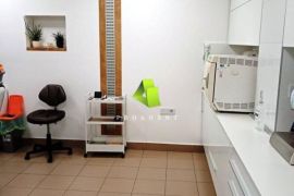 Poslovni prostor na odličnoj lokaciji, Dom Zdravlja ID#4252, Niš-Mediana, Commercial property