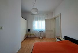 OPATIJA, LOVRAN, CENTAR - Stan i garsonjera, 89 m2, Lovran, Διαμέρισμα