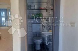 KUĆA NA OTOKU VISU 105m2, Vis, House