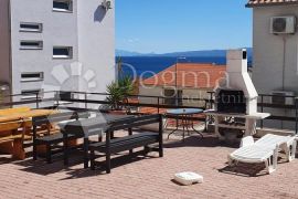 PRILIKA! APARTMAN S POGLEDOM NA MORE, BAZEN I PARKING, Okrug, Διαμέρισμα