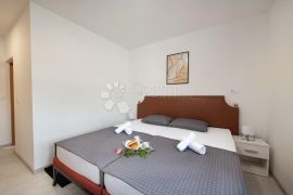 Novouređeni hostel u Istarskom gradiću, Kršan, العقارات التجارية