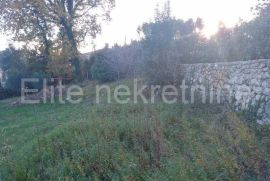 Opatija - prodaja zemljišta sa građevinskom dozvolom 637m2 !!!, Opatija, Land