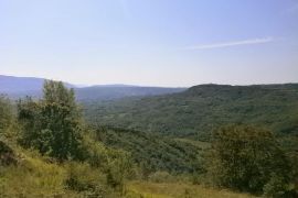 Građevinsko zemljište Gračišće zemljište za gradnju vila! na zemljištu stara mala crkva!, Gračišće, Arazi