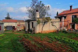 Građevinsko zemljište Građevinski teren sa 3 manja legalizirana objekta. Vareški., Marčana, Land